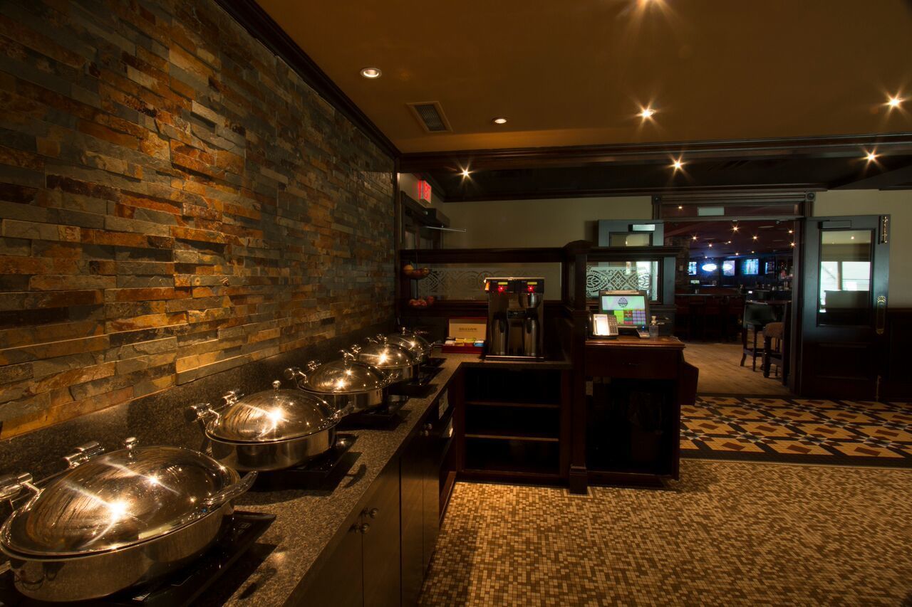 Ramada By Wyndham Northern Grand Hotel & Conference Centre Fort St. John Ristorante foto